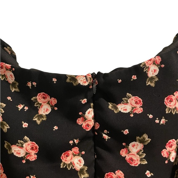 Missguided Black and Pink Floral Long Sleeve Blouse Size 10 Large - Picture 3 of 4